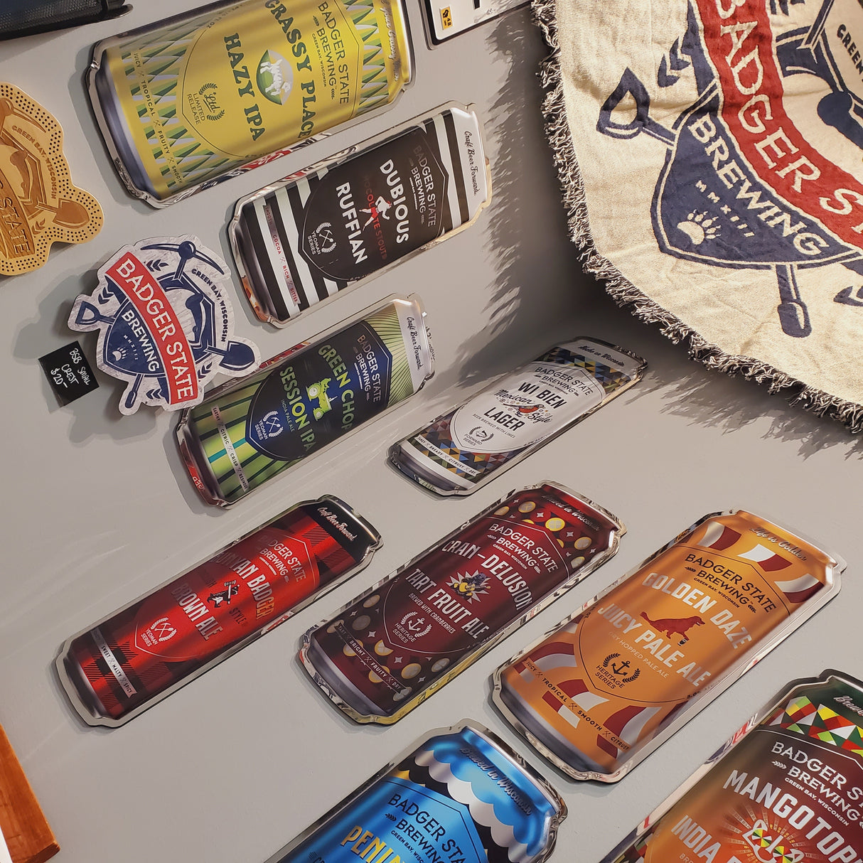 Can Tin Tackers (LOCAL PICK UP ONLY)