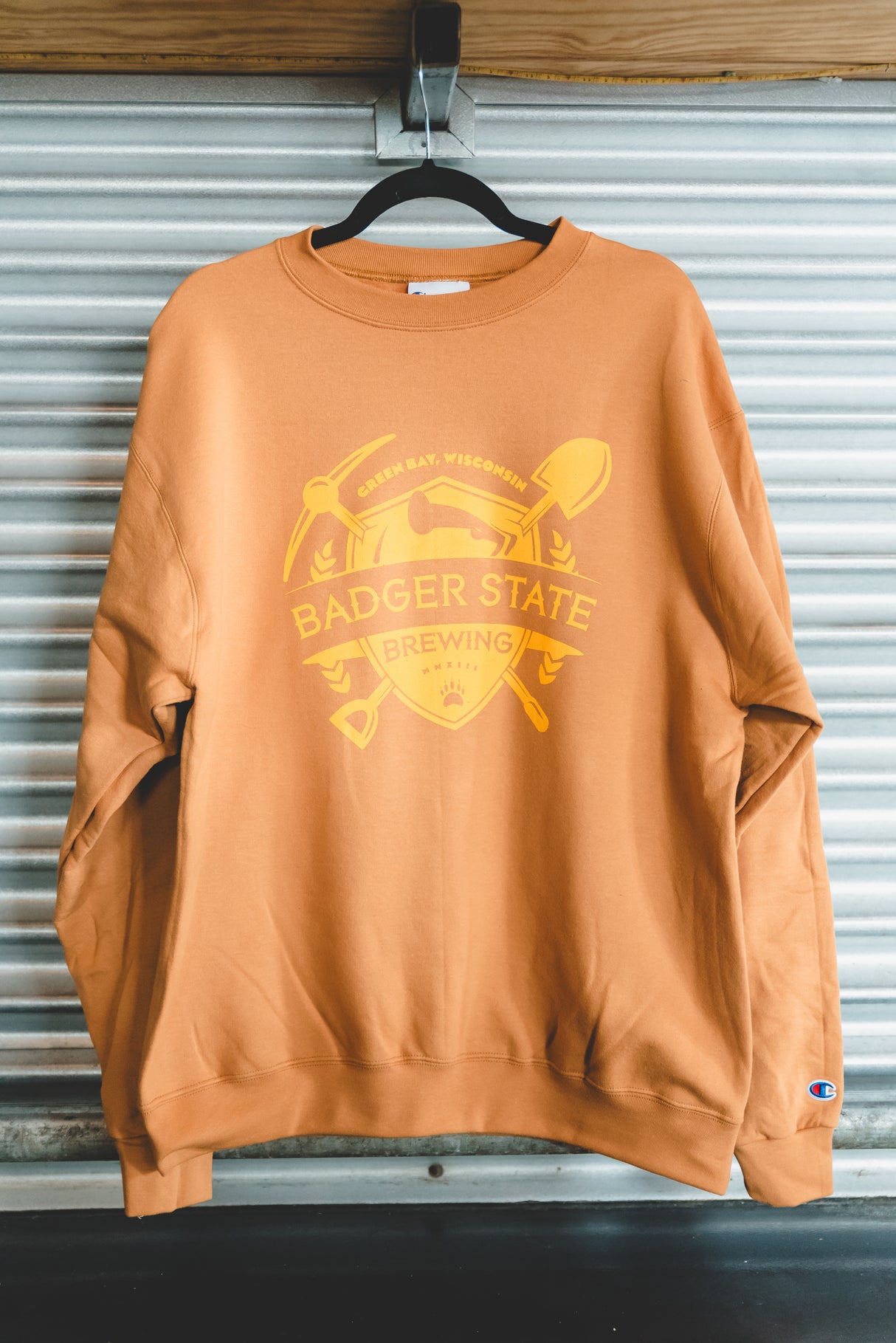 Monochromatic Crewneck